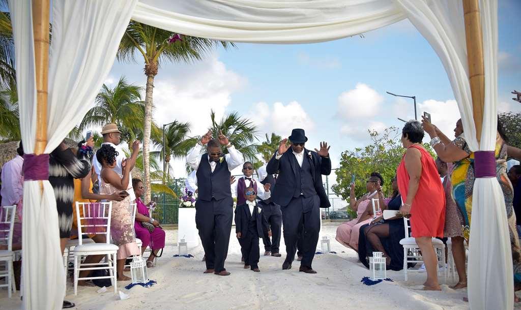 Divi Dutch Village Beach Resort パームビーチ エクステリア 写真
