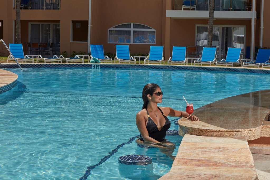 Divi Dutch Village Beach Resort パームビーチ レストラン 写真