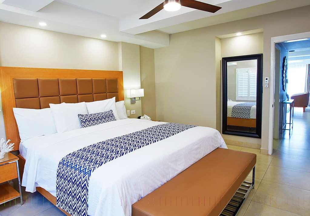 Divi Dutch Village Beach Resort パームビーチ 部屋 写真