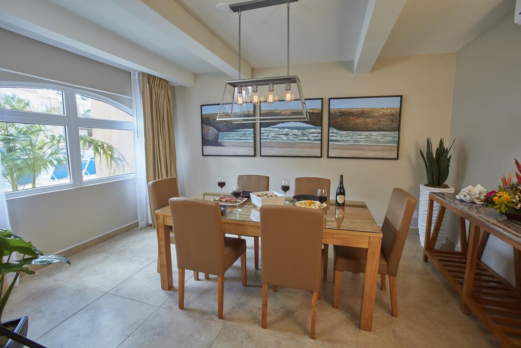 Divi Dutch Village Beach Resort パームビーチ エクステリア 写真
