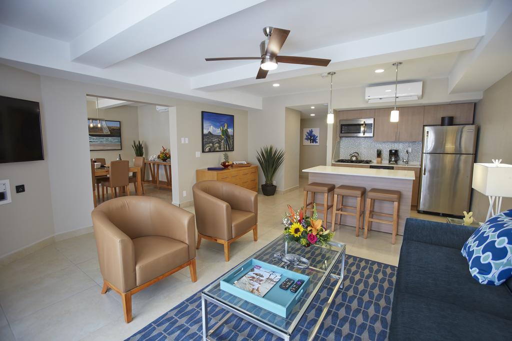 Divi Dutch Village Beach Resort パームビーチ エクステリア 写真