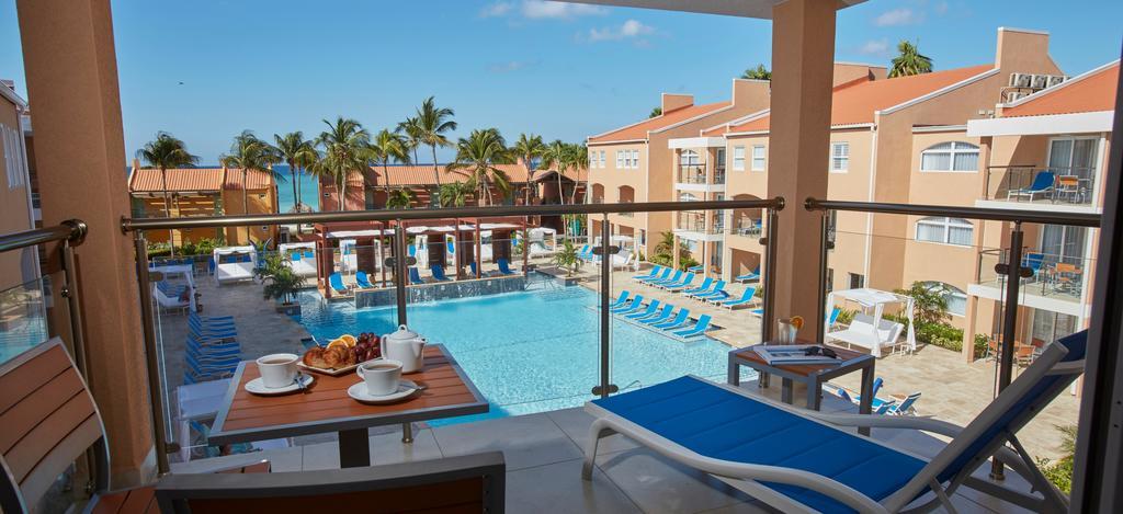 Divi Dutch Village Beach Resort パームビーチ エクステリア 写真