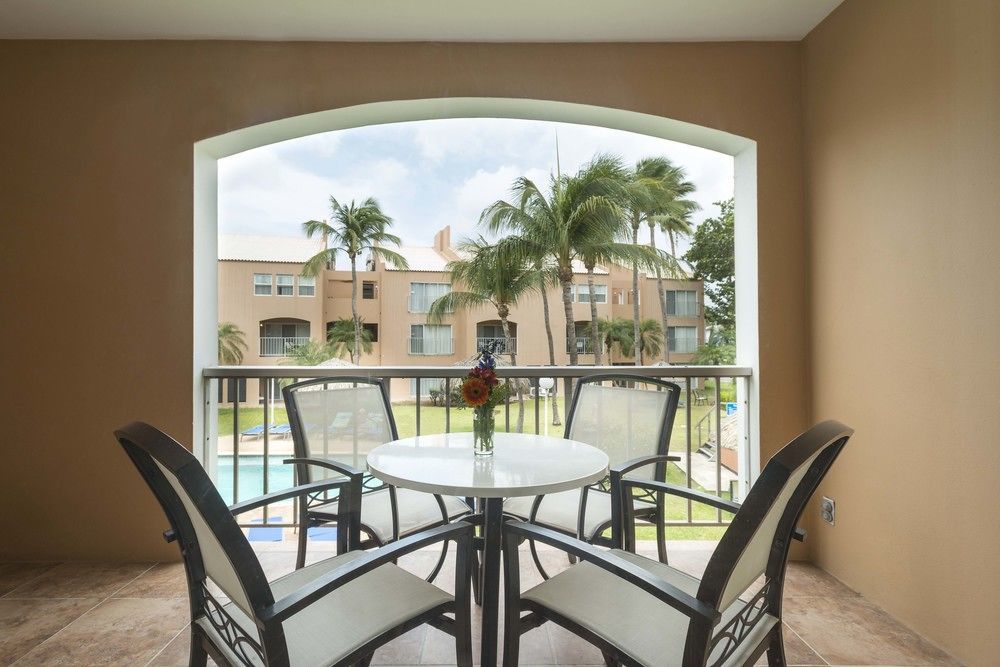 Divi Dutch Village Beach Resort パームビーチ エクステリア 写真